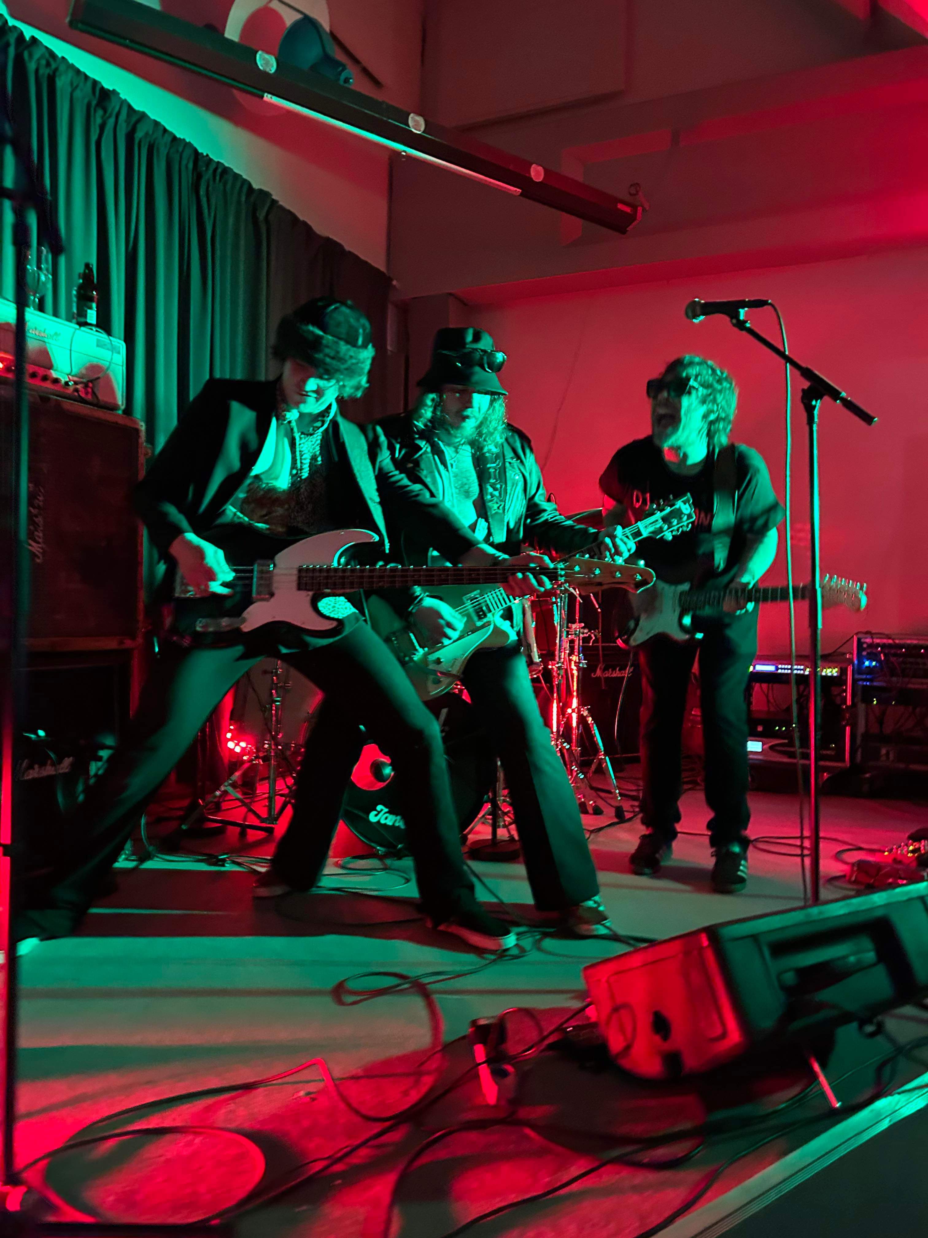 Die Sugarshakers